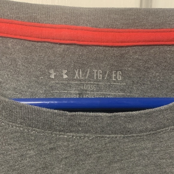 Under Armour - Picture 3 of 3